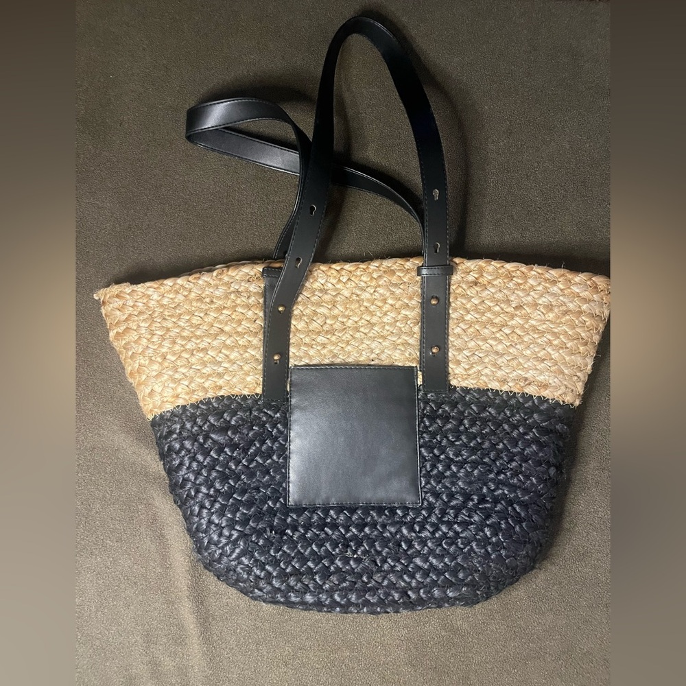 Black & Natural Woven Straw Tote Bag | Two-Tone Summer Beach Market Bag